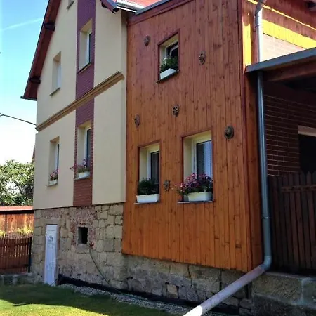 U Rybníčka * Arnoltice u Decina